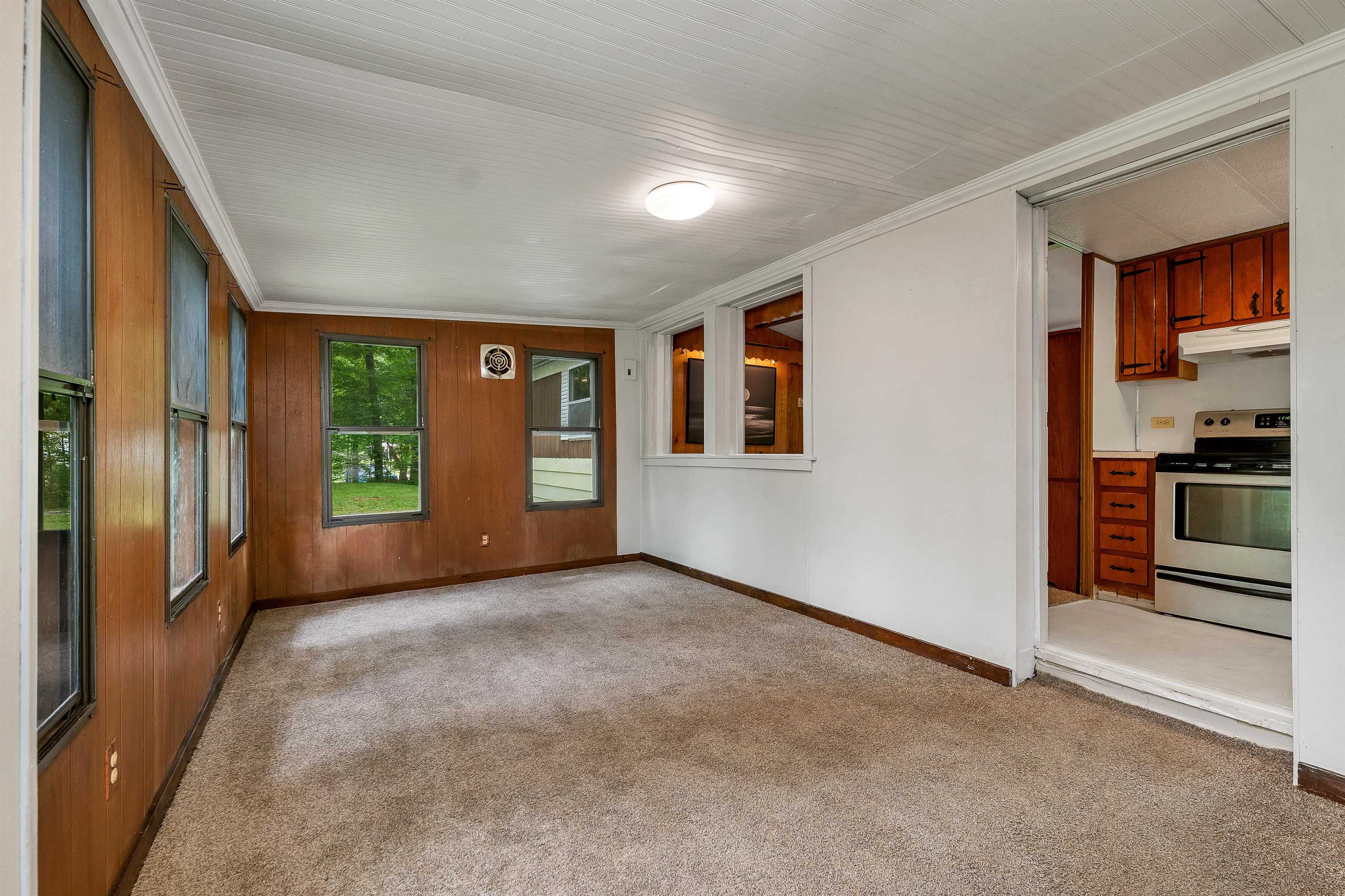 1088 Ten Rod Road Farmington, NH 03835 - Photo 10 of 14