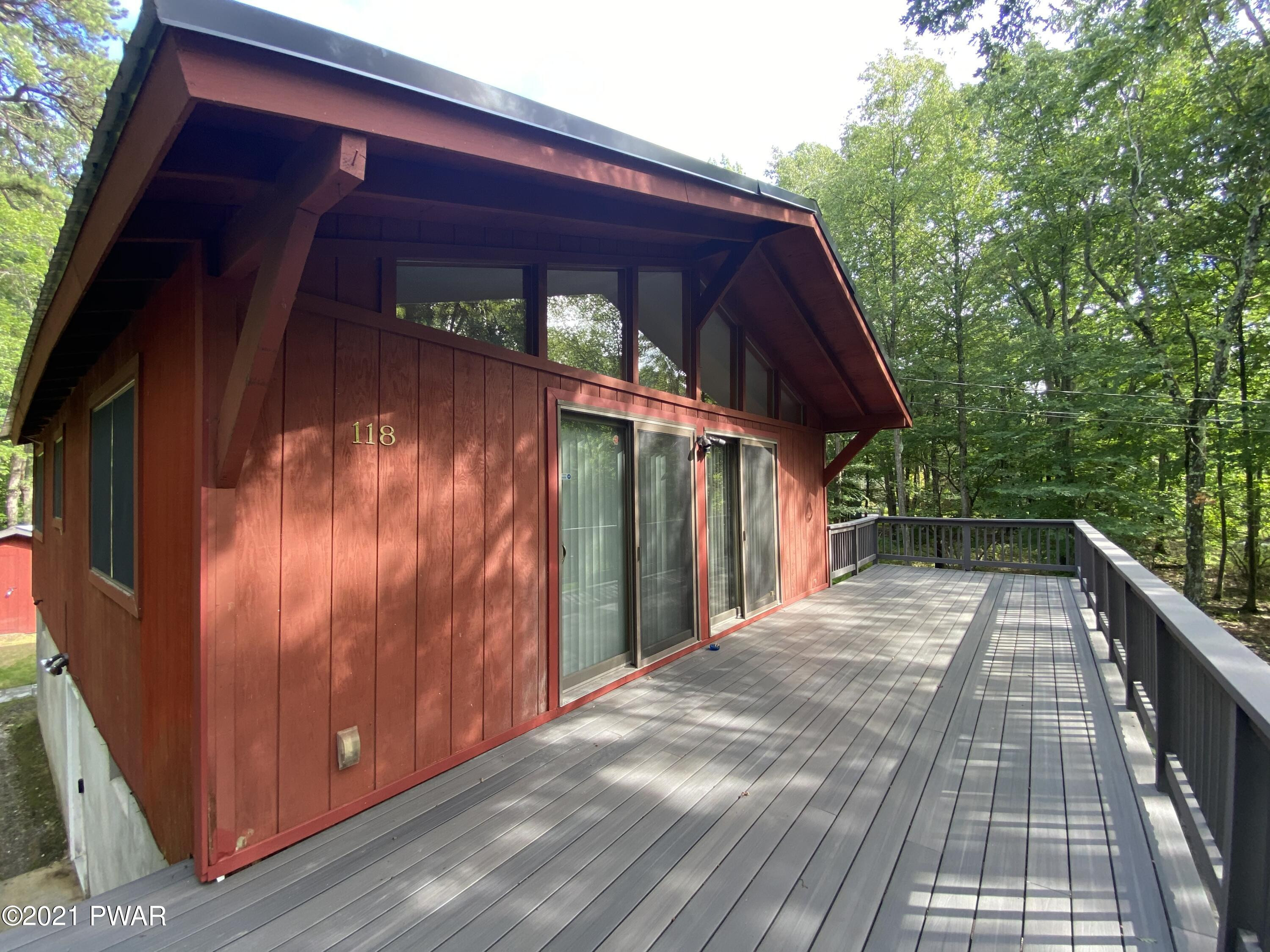 118 Ridge Drive Milford, PA 18337 - Photo 2 of 20
