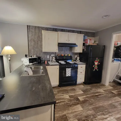 $82,000 | 15 Abbey Road, Coatesville, PA 19320