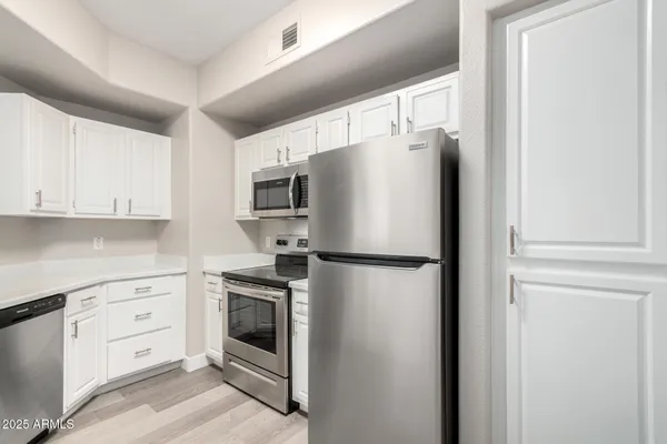 $207,400 | 13700 North Fountain Hills Boulevard, Unit 217, Fountain Hills, AZ 85268