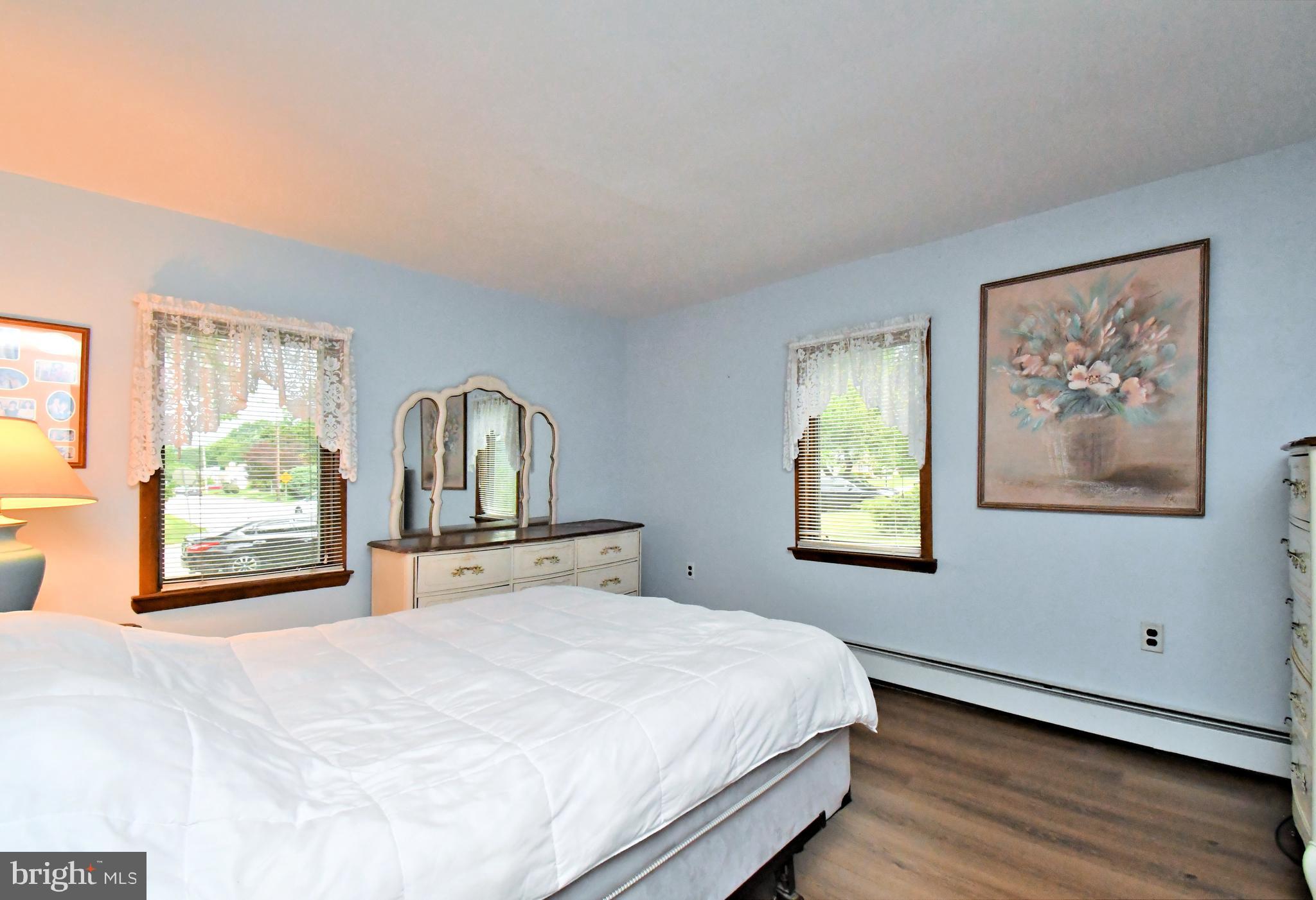 500 Burton Road Oreland, PA 19075 - Photo 31 of 54 1st floor bedroom