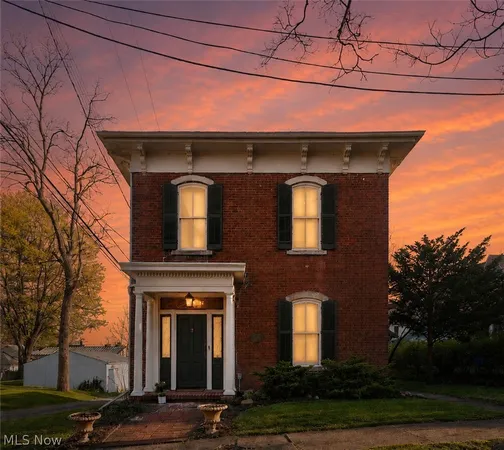 $298,000 | 102 East Lamartine Street, Mount Vernon, OH 43050