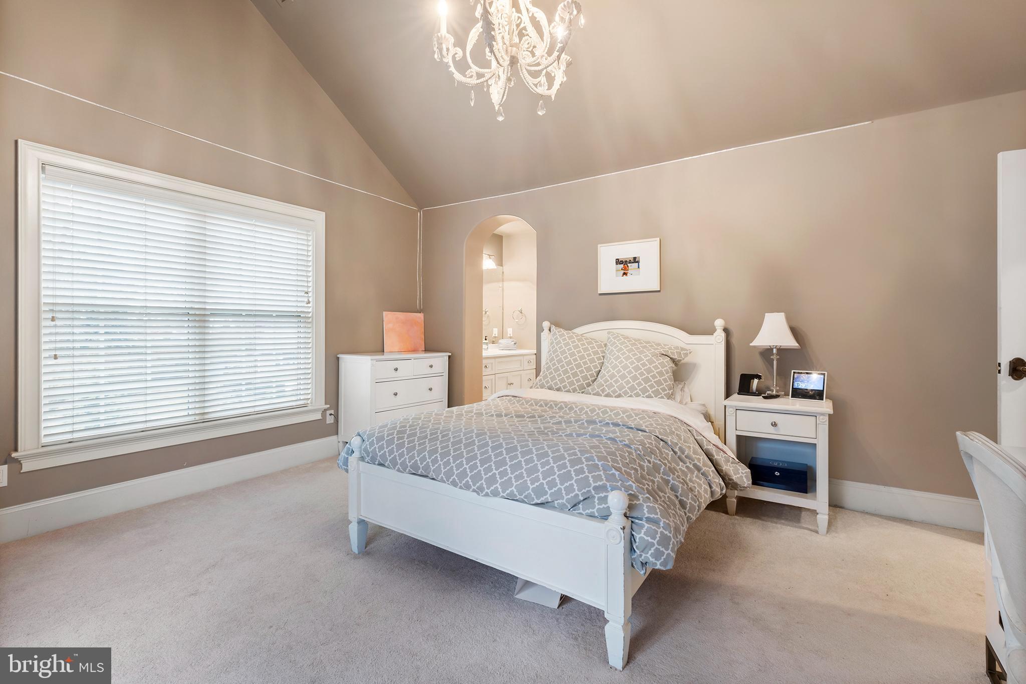 316 Chamounix Road Wayne, PA 19087 - Photo 17 of 29