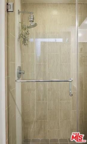 $950,000 | 108 South Croft Avenue, Unit 103, Los Angeles, CA 90048