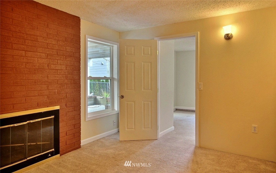 563 Orcas Avenue Northeast Renton, WA 98059 - Photo 16 of 25 Gallery Image 16