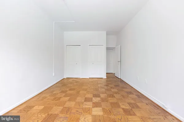 $289,000 | 10500 Rockville Pike, Unit M11, Rockville, MD 20852