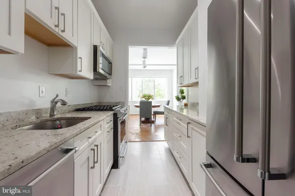 $289,000 | 10500 Rockville Pike, Unit M11, Rockville, MD 20852