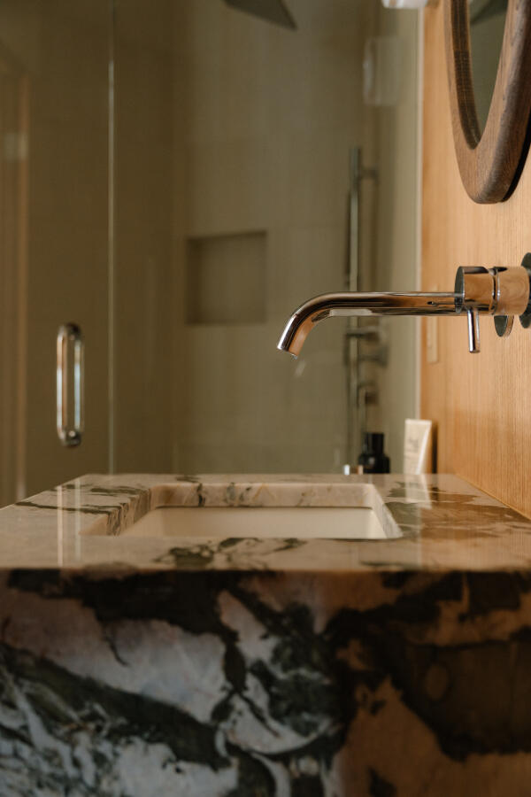 208 Georginia Road, Unit A Ketchum, ID 83340 - Photo 32 of 60 Bathroom 1
