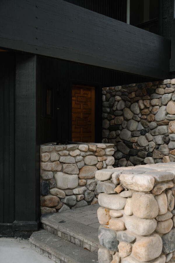 208 Georginia Road, Unit A Ketchum, ID 83340 - Photo 6 of 60 Entry