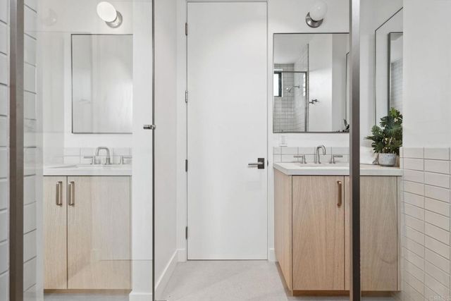 $4,645,000 | 2052 Montgomery Avenue, Cardiff-by-the-Sea, CA 92007