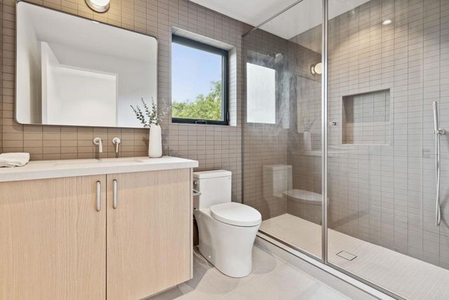 $4,645,000 | 2052 Montgomery Avenue, Cardiff-by-the-Sea, CA 92007