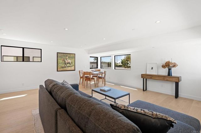 $4,645,000 | 2052 Montgomery Avenue, Cardiff-by-the-Sea, CA 92007