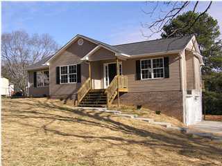 3912 Moss Road Chattanooga, TN 37406 - Photo 1 of 2 Primary Photo