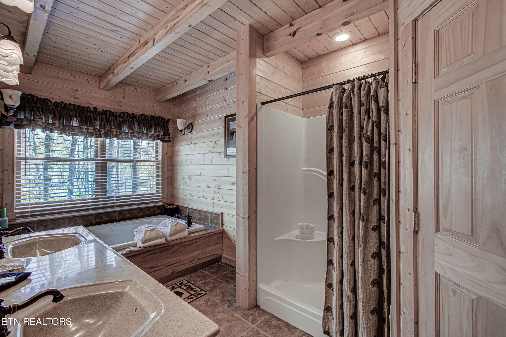 4020 Tomahawk Way Sevierville, TN 37862 - Photo 18 of 49 IMG_3622