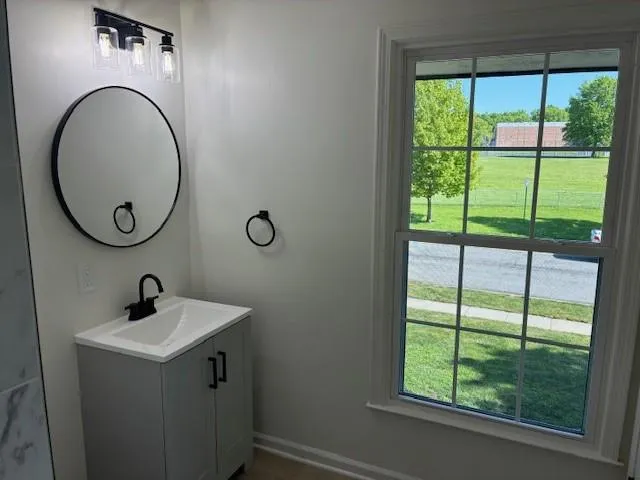 $489,000 | 6101 West 99th Street, Overland Park, KS 66207