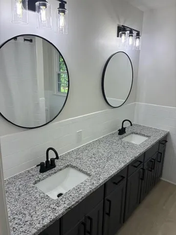 $489,000 | 6101 West 99th Street, Overland Park, KS 66207