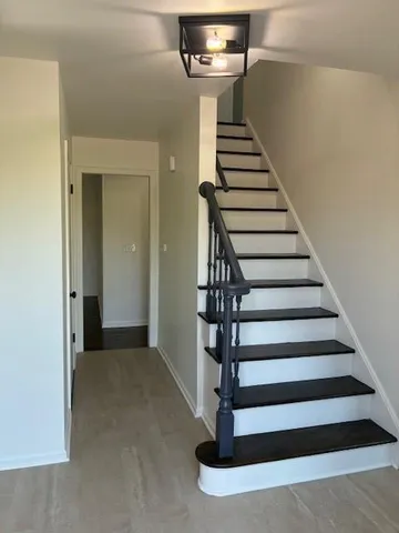 $489,000 | 6101 West 99th Street, Overland Park, KS 66207