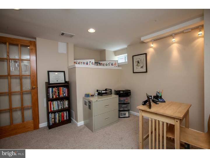 222 Carr Circle Springfield, PA 19064 - Photo 24 of 25 Office / Study