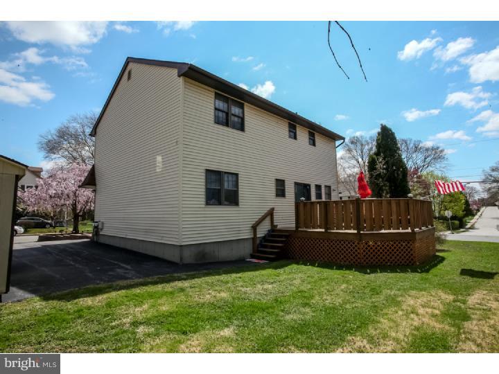222 Carr Circle Springfield, PA 19064 - Photo 25 of 25 Exterior Back