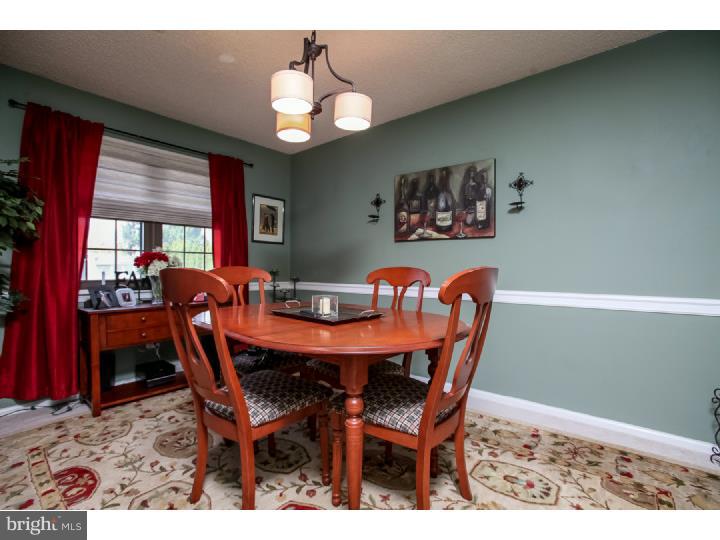 222 Carr Circle Springfield, PA 19064 - Photo 8 of 25 Dining Room