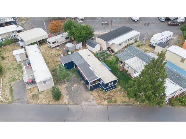 $30,000 | 2400 Southeast Stratus Avenue, Unit 32, McMinnville, OR 97128