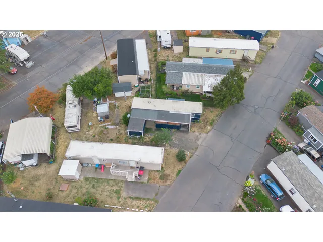 $30,000 | 2400 Southeast Stratus Avenue, Unit 32, McMinnville, OR 97128