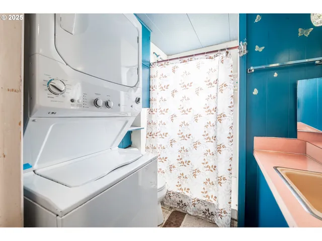 $30,000 | 2400 Southeast Stratus Avenue, Unit 32, McMinnville, OR 97128