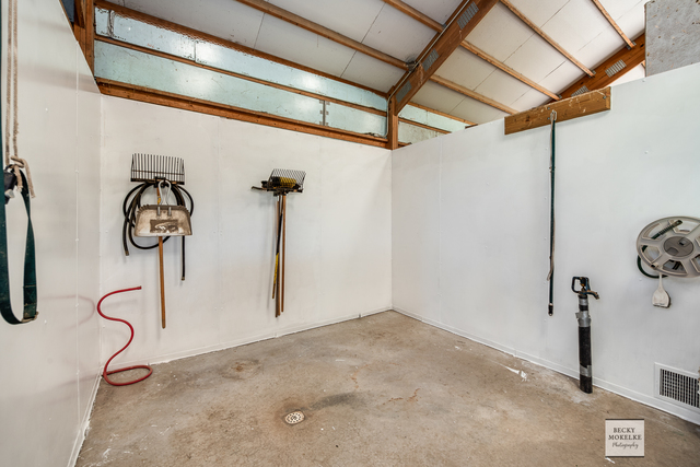 5545 Nettle Creek Road Morris, IL 60450 - Photo 12 of 45 a view of a room with rack on the wall