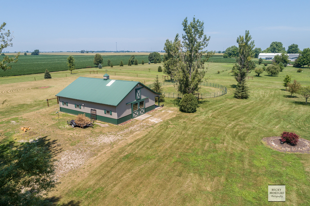 5545 Nettle Creek Road Morris, IL 60450 - Photo 16 of 45 a view of a swimming pool with a yard
