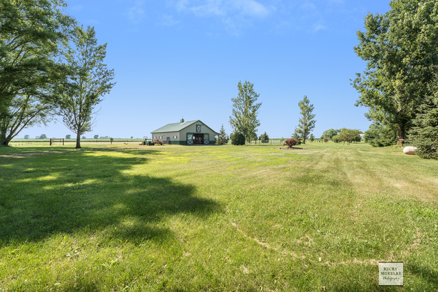 5545 Nettle Creek Road Morris, IL 60450 - Photo 41 of 45 a view of an ocean