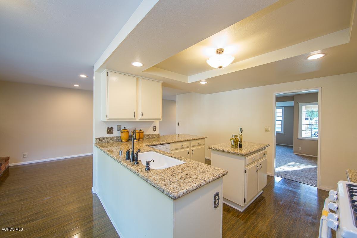 1120 Rambling Road Simi Valley, CA 93065 - Photo 4 of 21 1120RamblingRoad-25