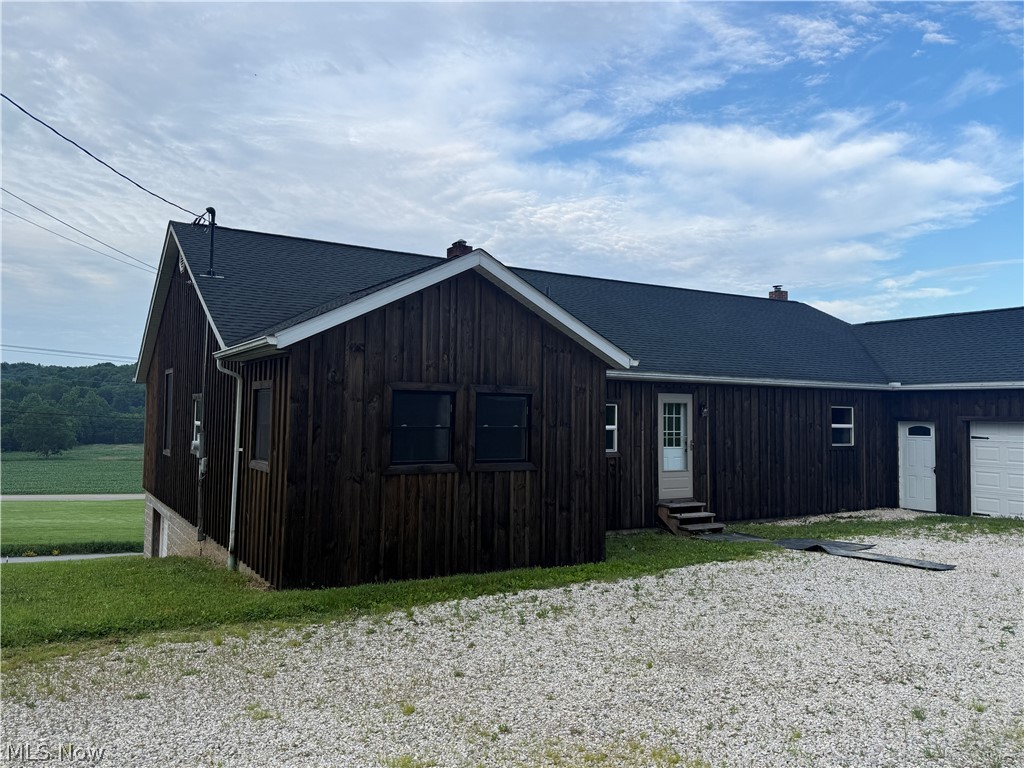 18513 Hobbler Road Kimbolton, OH 43749 - Photo 7 of 42