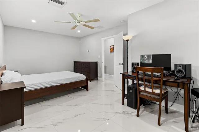 $725,000 | 409 Northeast 27th Drive, Wilton Manors, FL 33334