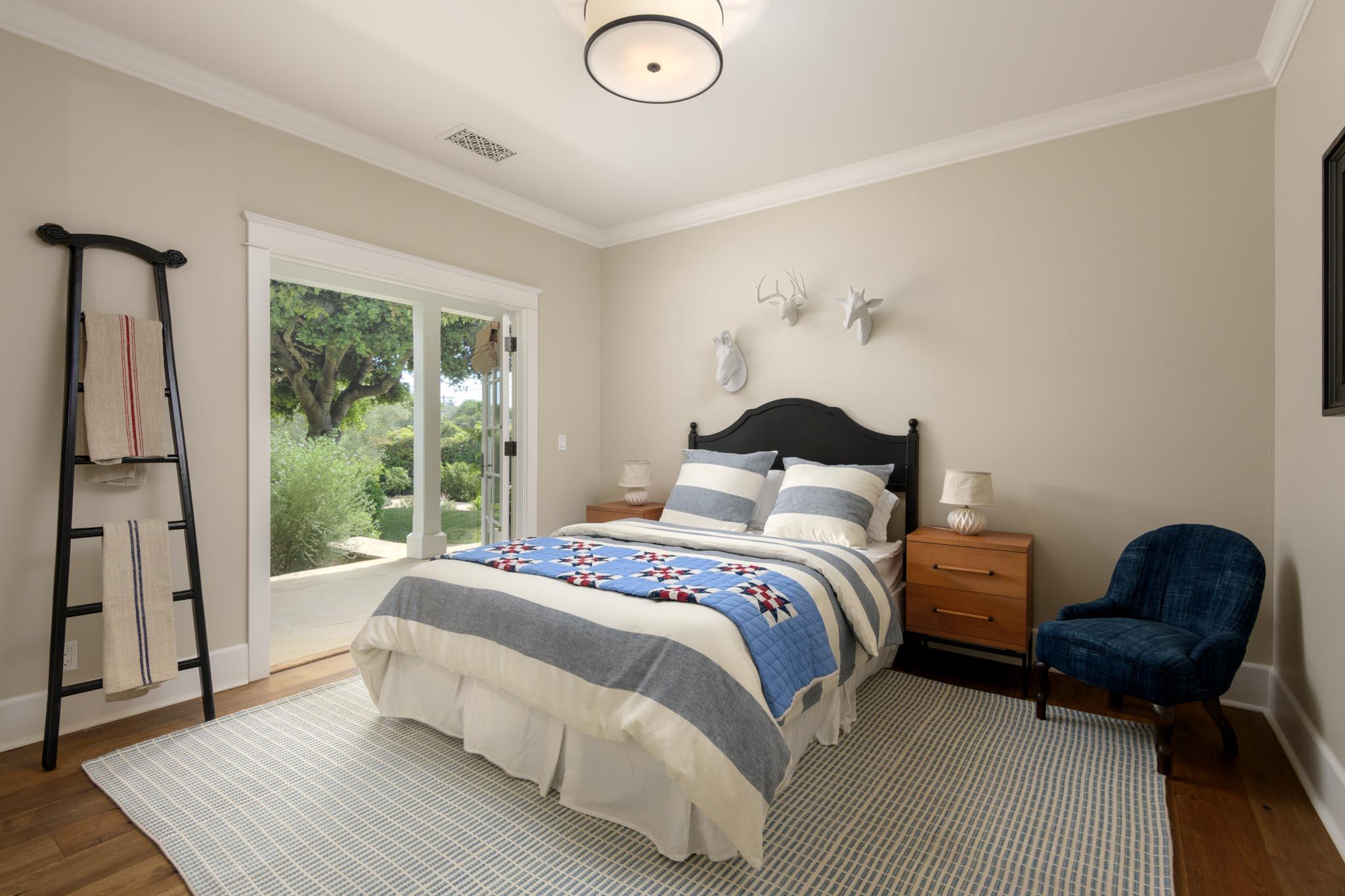 521 Santa Rosa Lane Montecito, CA 93108 - Photo 20 of 30 Guest Bedroom