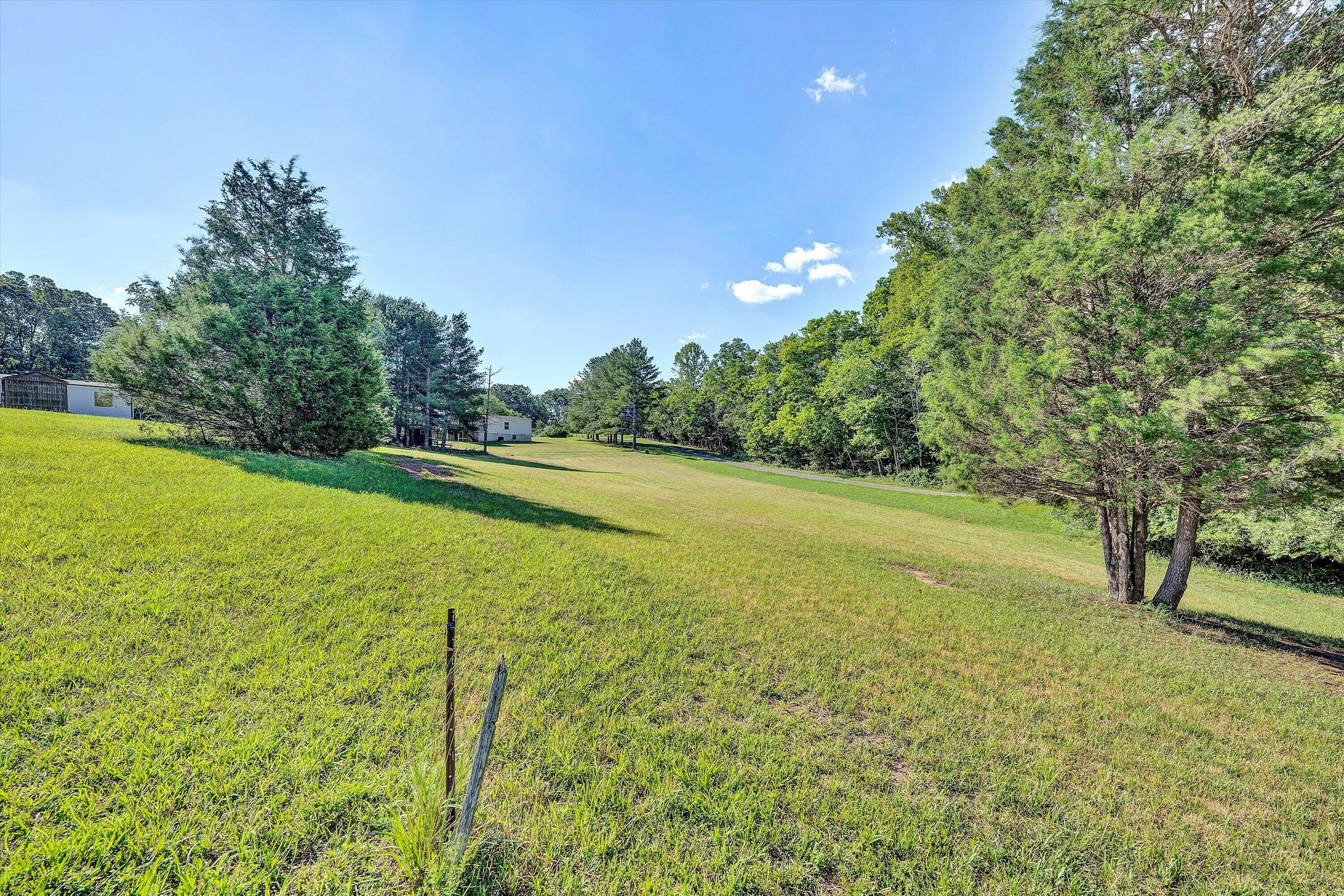 8755 Rocky Ford Road Moneta, VA 24121 - Photo 31 of 37 34-DSC04936