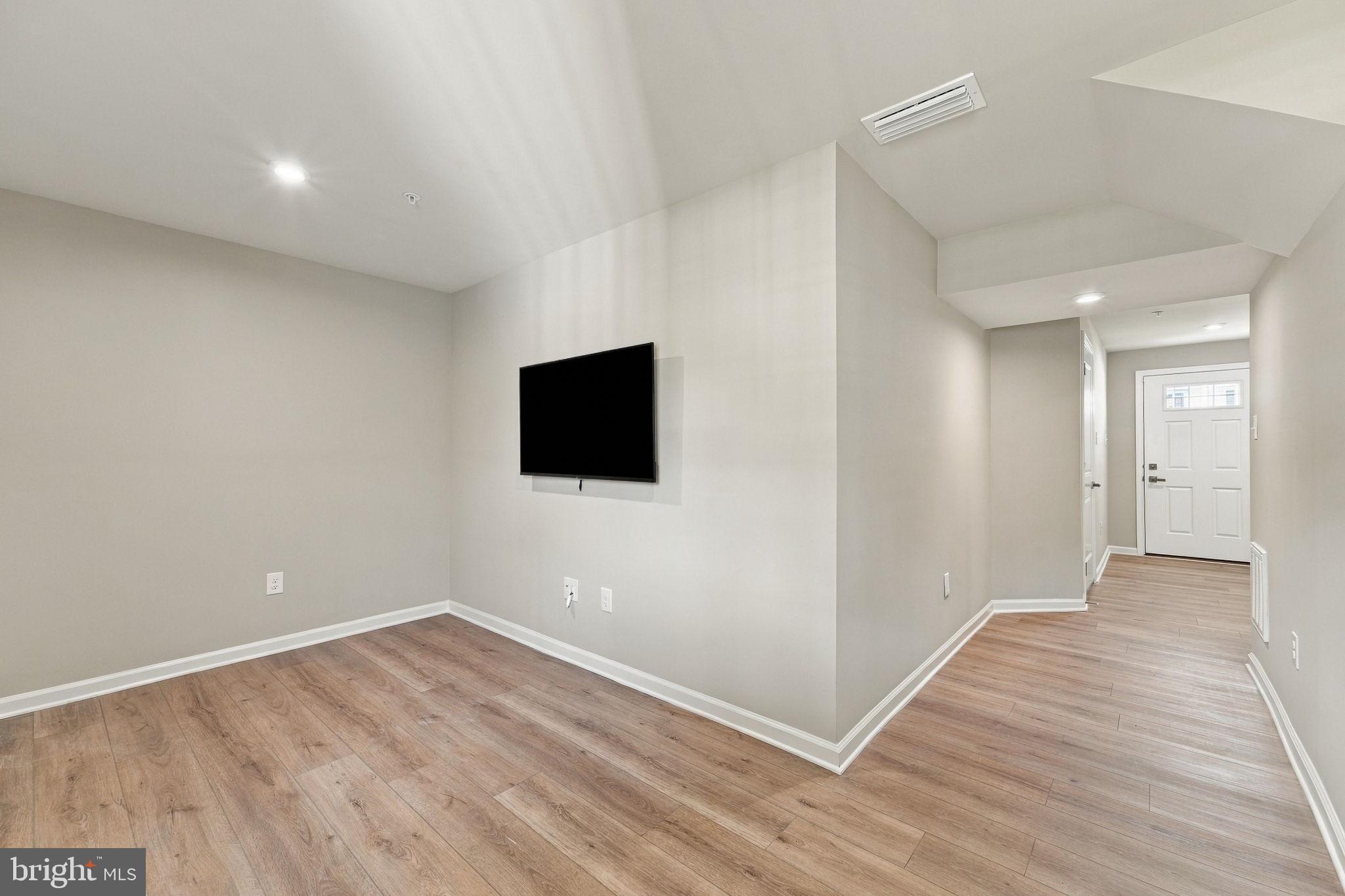 1180 West Walnut Road, Unit F34 Vineland, NJ 08360 - Photo 7 of 44 Family Room on 1st Floor