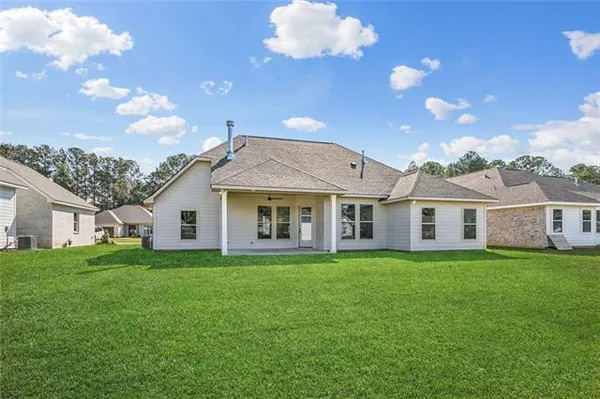 $409,000 | 72665 Robindale Drive, Covington, LA 70435