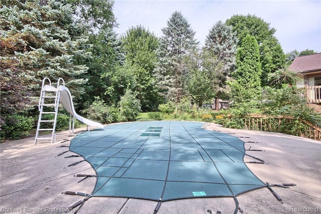 12655 Hitchingham Road Milan, MI 48160 - Photo 36 of 42 Pool.jpg