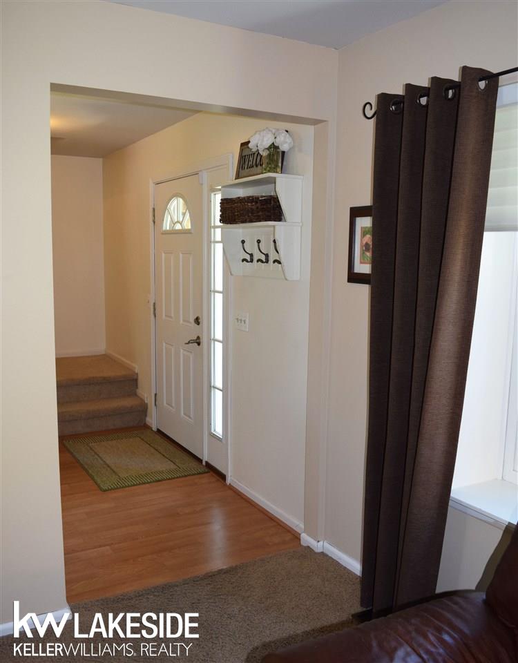 5437 Old Cove Road Clarkston, MI 48346 - Photo 2 of 45 31319504-1.JPG