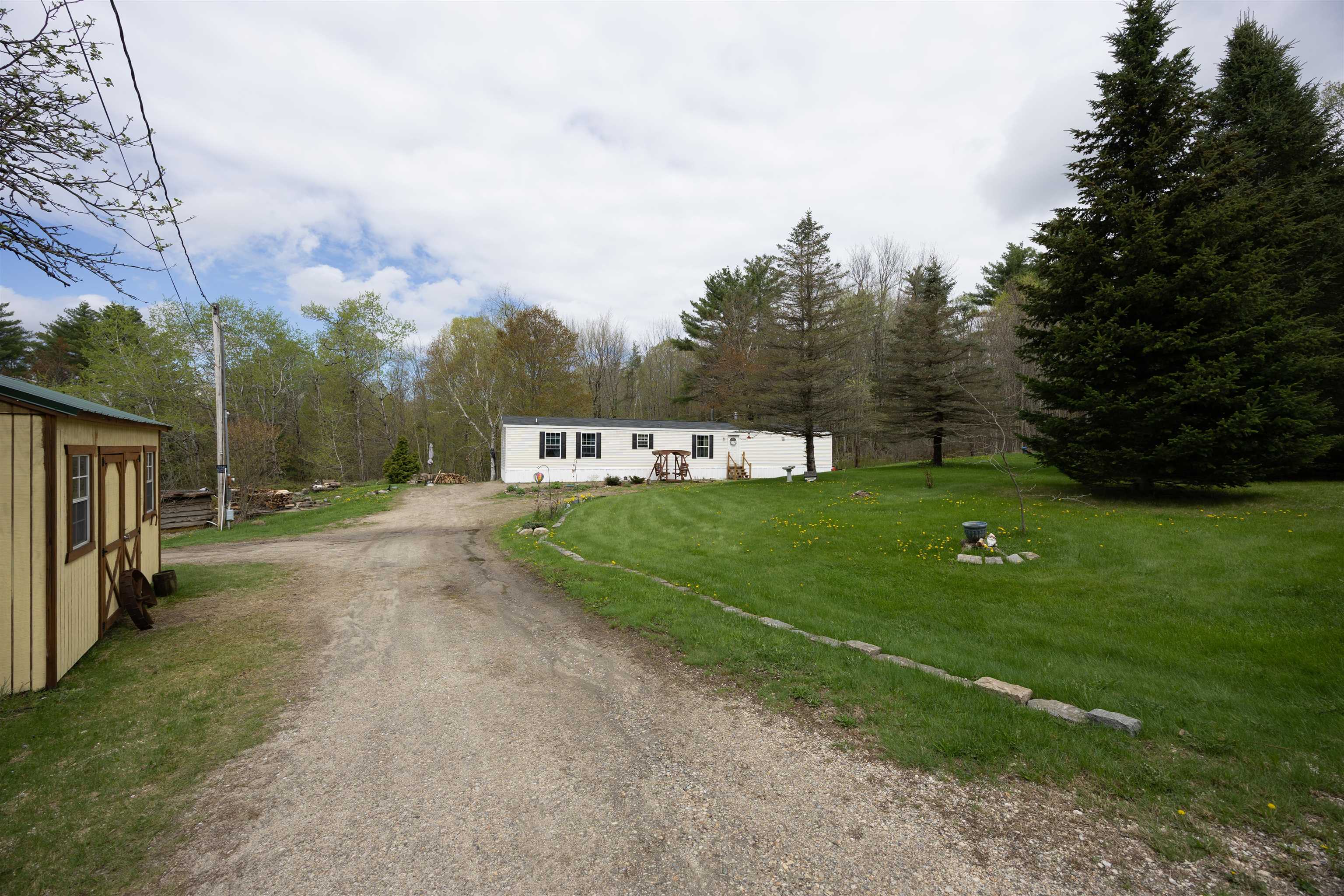 51 Barney Hill Road Grafton, NH 03240 - Photo 3 of 27
