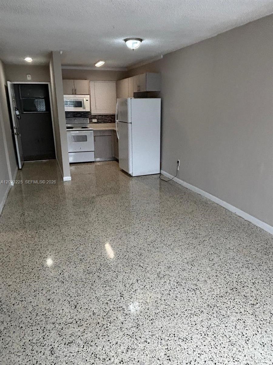 1047 Southwest 7th Street, Unit 6 Miami, FL 33130 - Photo 3 of 10