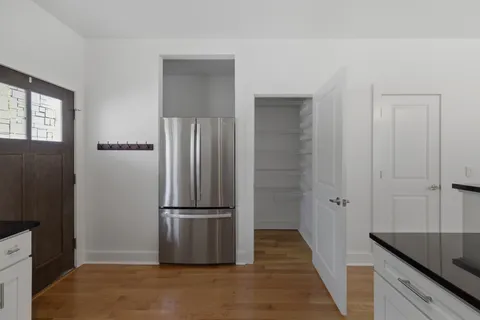 $550,000 | 355 Sylvan Park Lane, Nashville, TN 37209