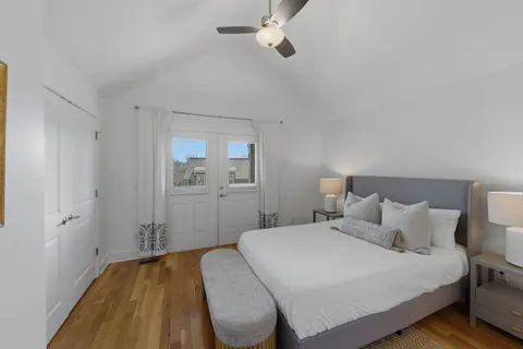 $550,000 | 355 Sylvan Park Lane, Nashville, TN 37209