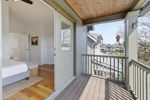 $550,000 | 355 Sylvan Park Lane, Nashville, TN 37209