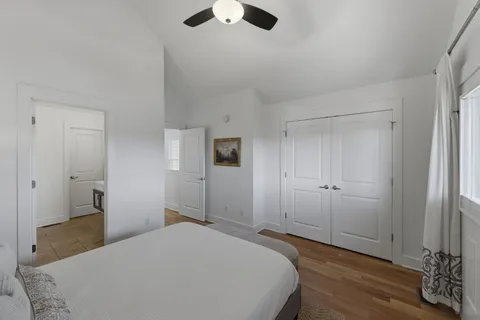 $550,000 | 355 Sylvan Park Lane, Nashville, TN 37209