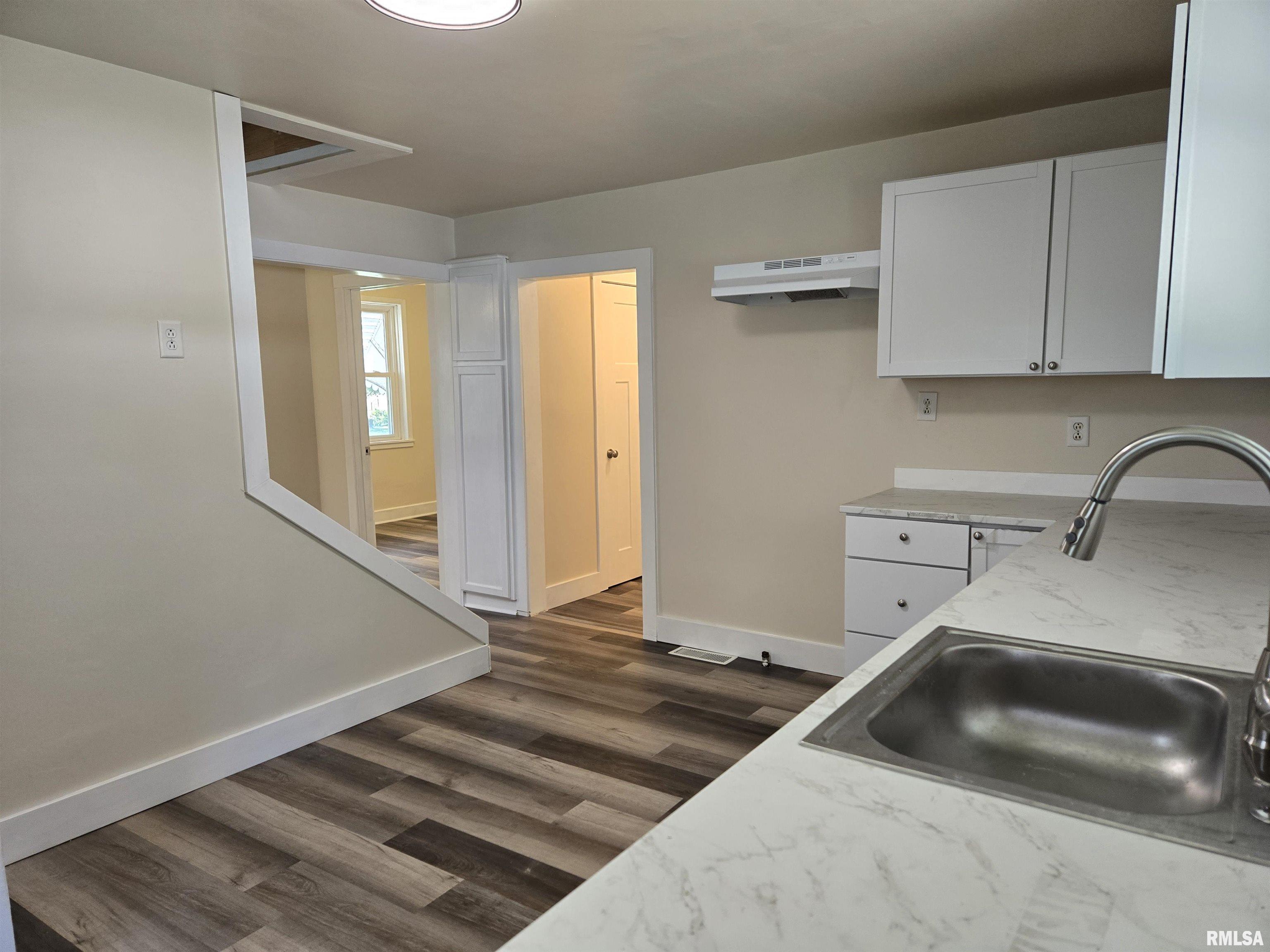 3324 South 2nd Street Springfield, IL 62703 - Photo 10 of 23 Gallery Image 10