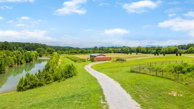 $1,900,000 | 229 Davis Lane, Old Fort, TN 37362