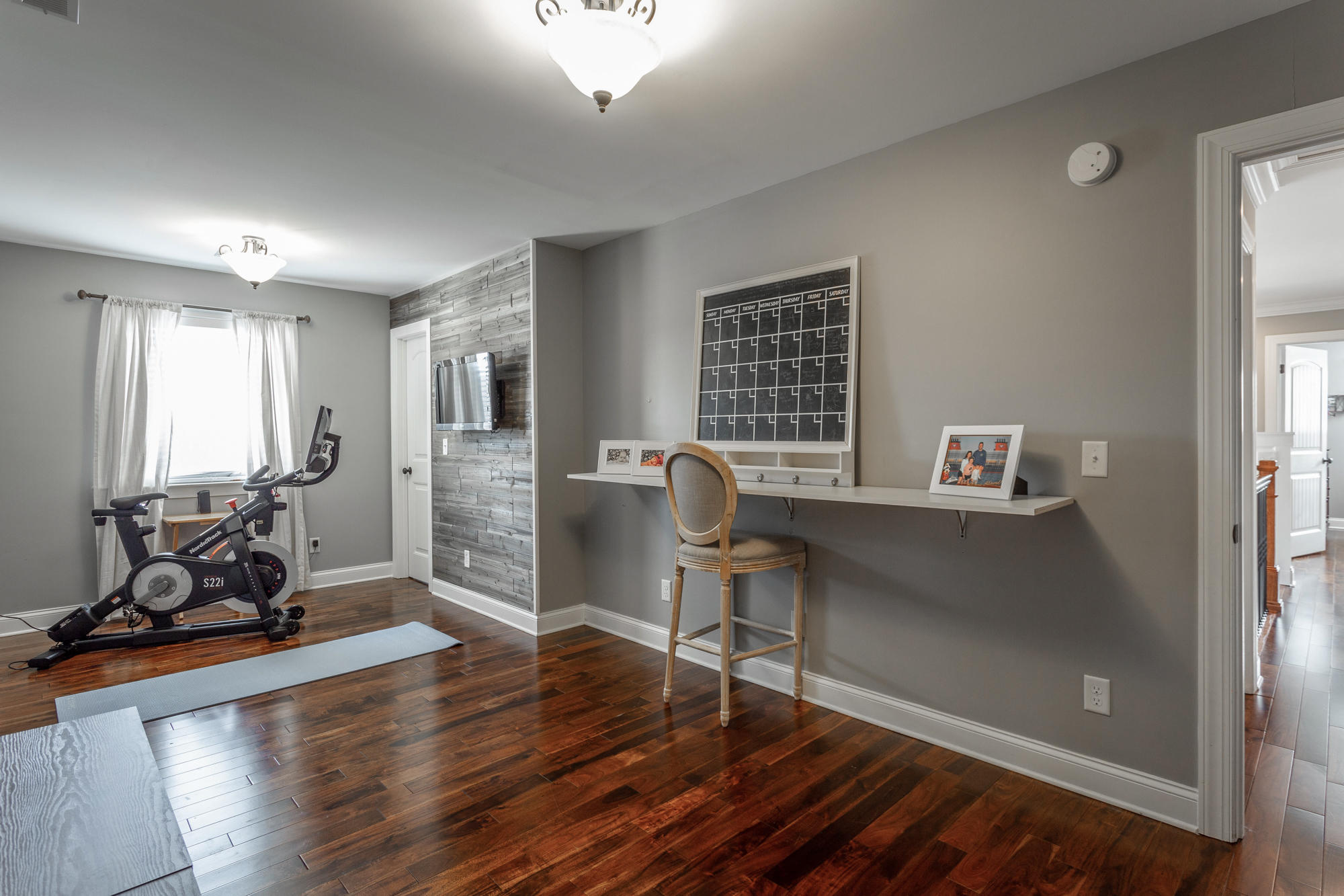 108 Ridgeside Road Chattanooga, TN 37411 - Photo 34 of 55 Secondary Bedroom