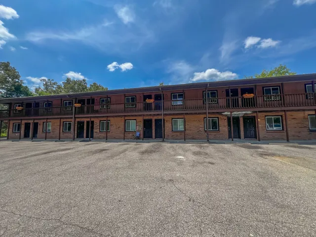 $750 | 480 Ringgold Road, Unit 7, Clarksville, TN 37042