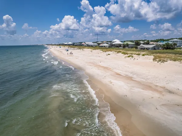 $149,900 | 865 East Pine Avenue, Eastpoint, FL 32328